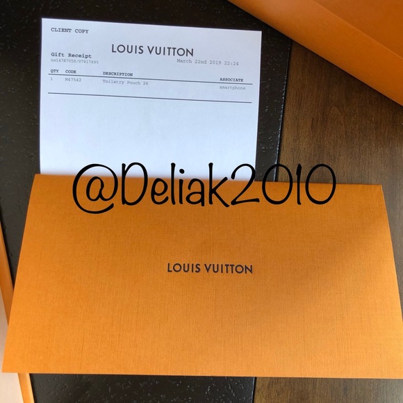 SOLD! 🇫🇷 NWT Louis Vuitton Toiletry 26 Pouch 😍 - Picture 4 of 8